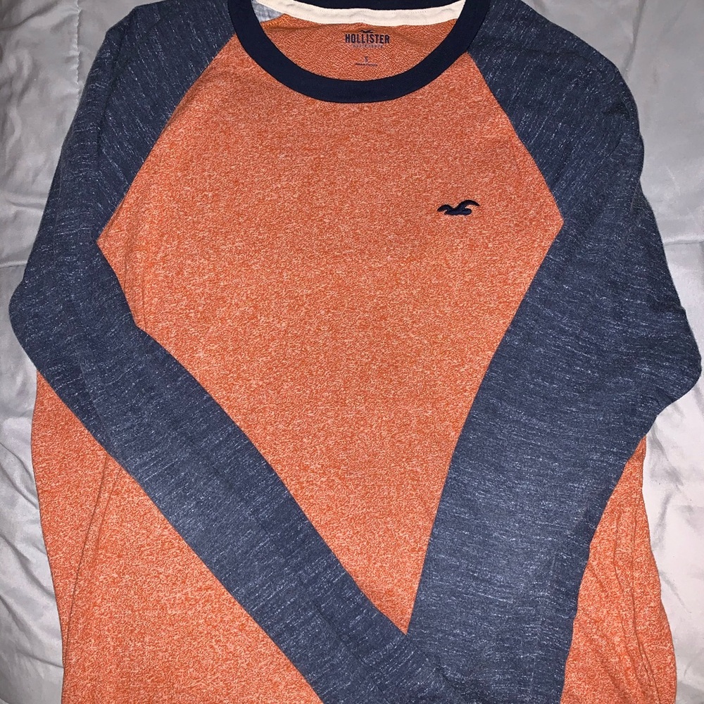 Men’s Hollister long sleeve shirt